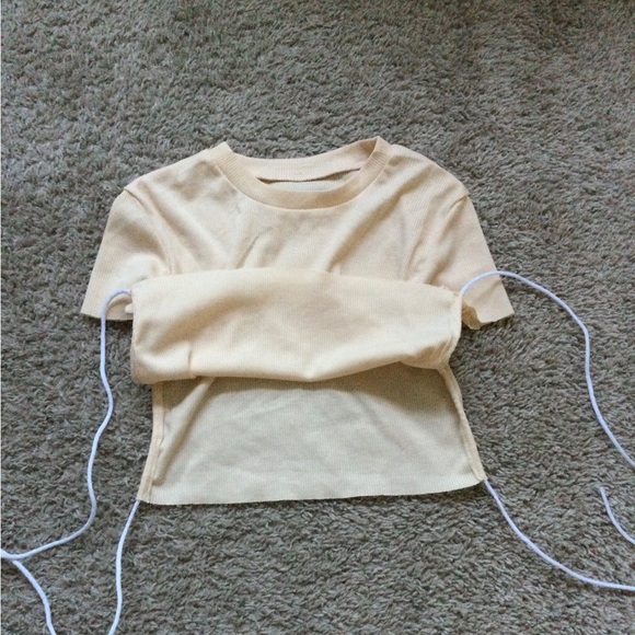 SHEIN Crop Top - Picture 6 of 9